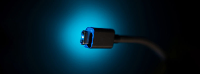 All new USB 4 gives faster speeds and supports 100W charging.